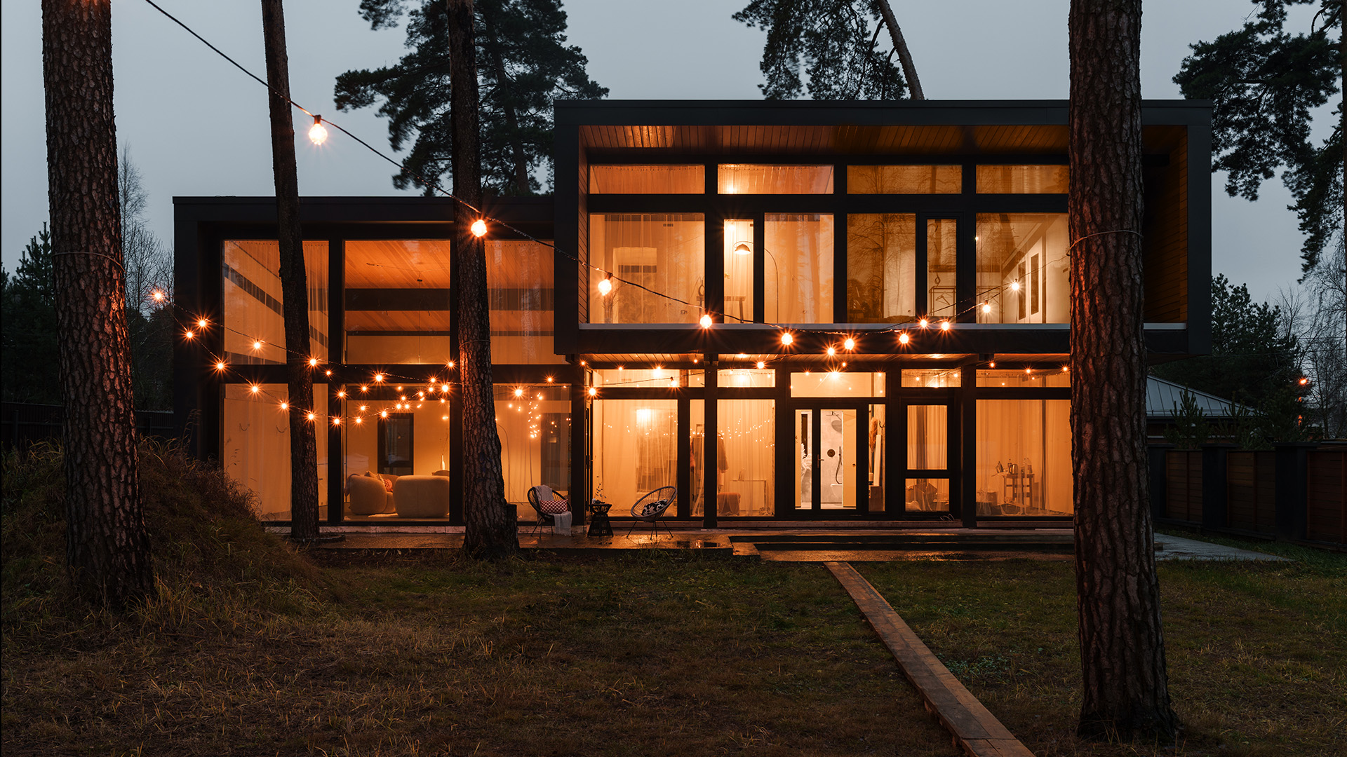 Дом 210 м² на участке 12 соток