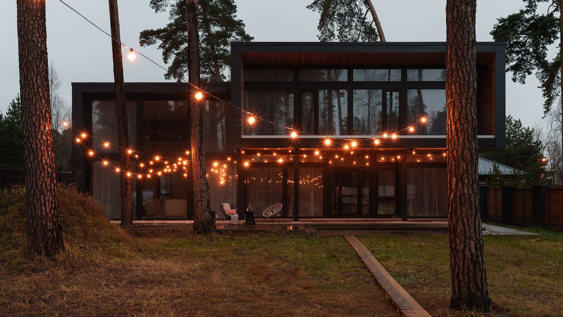 Дом 210 м² на участке 12 соток